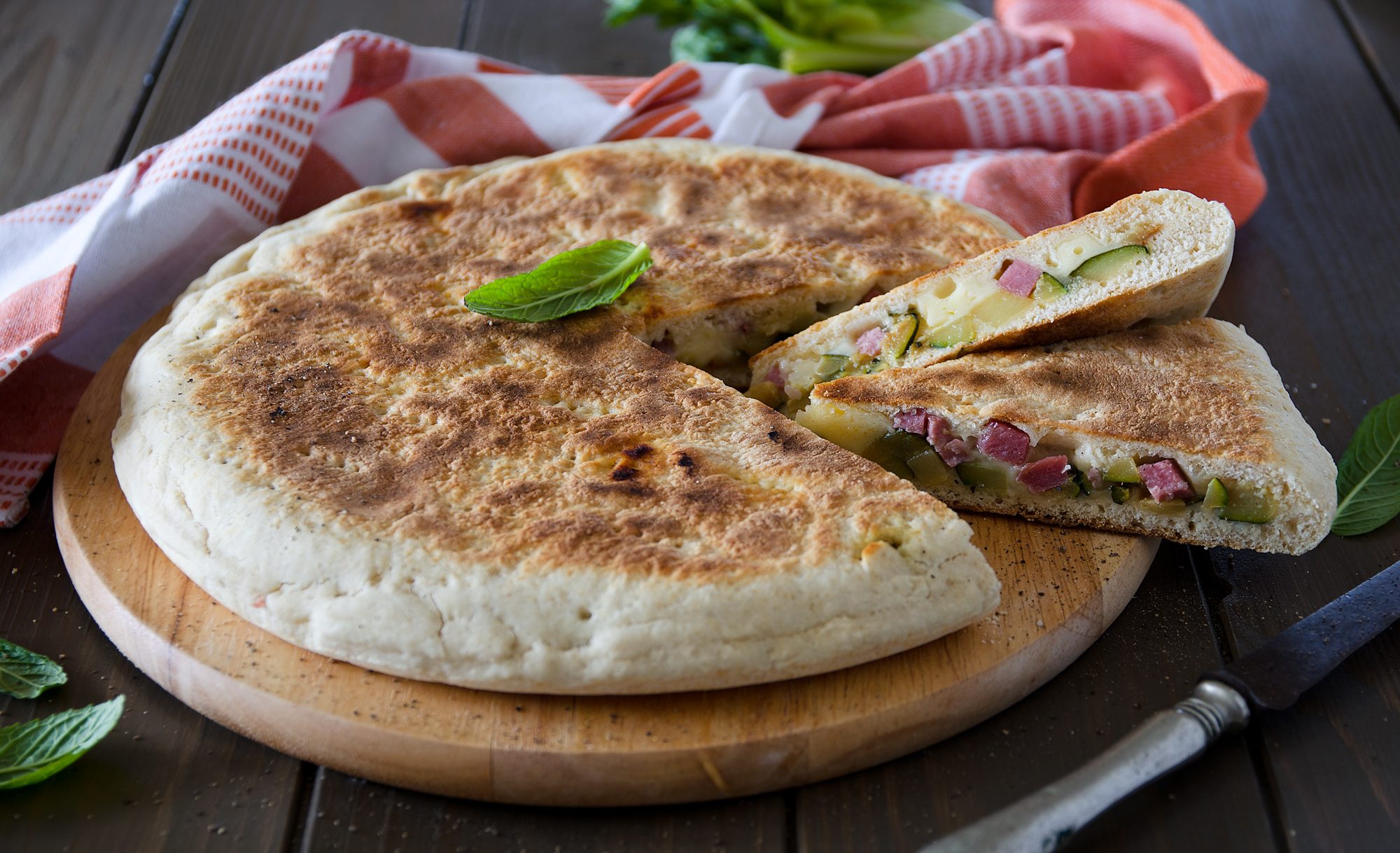 la ricetta della focaccia senza lievitazione da cuocere in padella